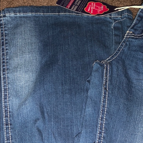 Bootcut dark jeans with ripped - Picture 3 of 3